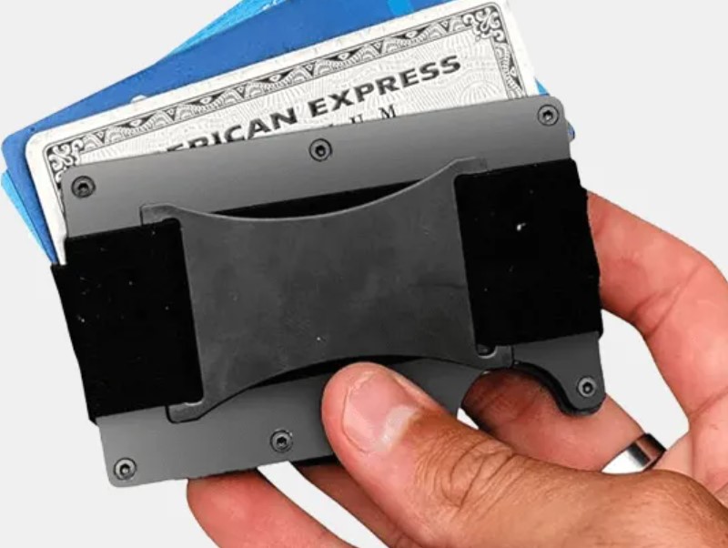 Pregled trendov peňaženiek na karty