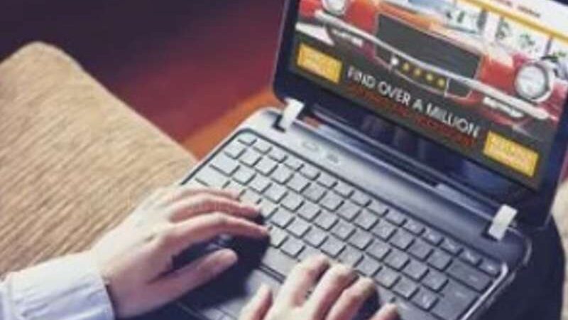 Hľadanie pokladu v internetovom obchode s modernými autodielmi
